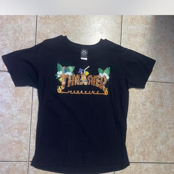 Thrasher‎ Magazine Black TShirt Tropical Print Skateboarding Graphic Tee - Picture 1 of 1